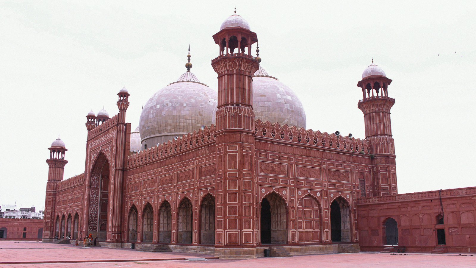 Travel photo for flights to Pakistan